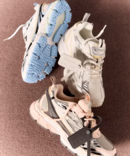 Najmodniejsze sneakersy damskie 2026 – trendy, modele, marki