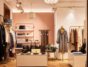 Największy butik mody w Londynie – gdzie szukać i jak mierzyć